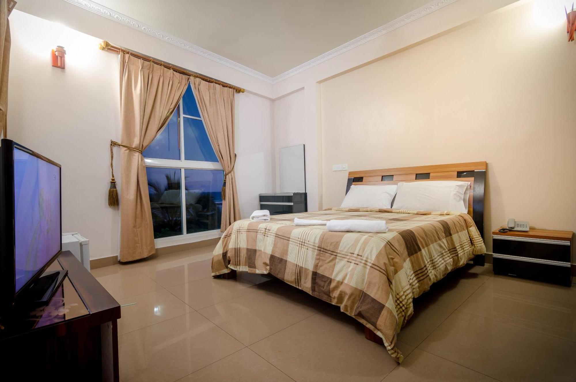 Relax Beach Inn Malé Dış mekan fotoğraf