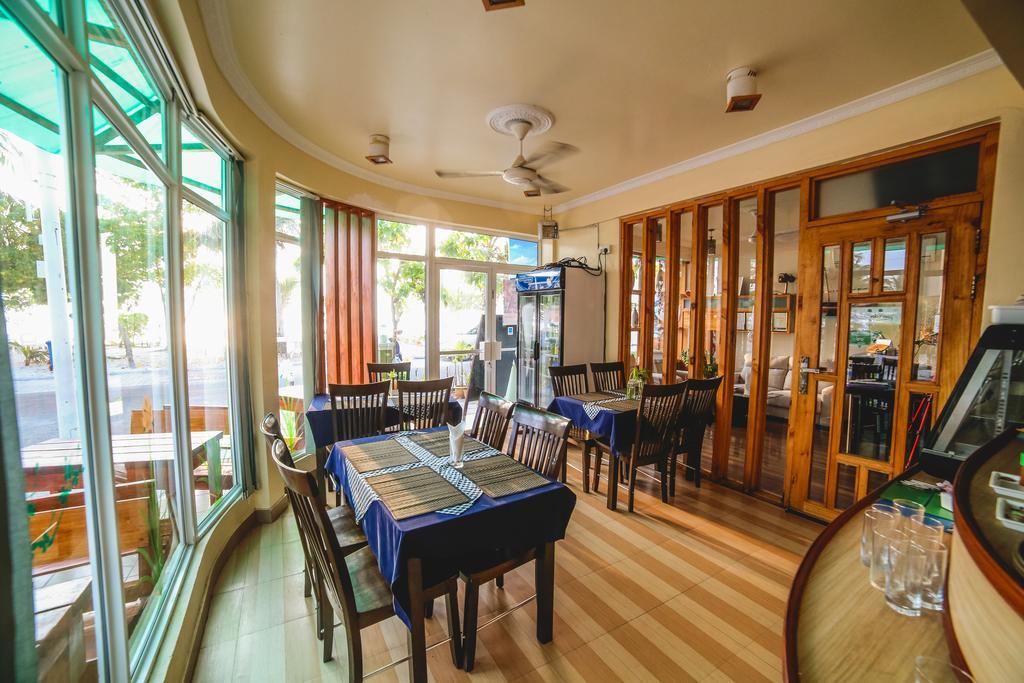 Relax Beach Inn Malé Dış mekan fotoğraf