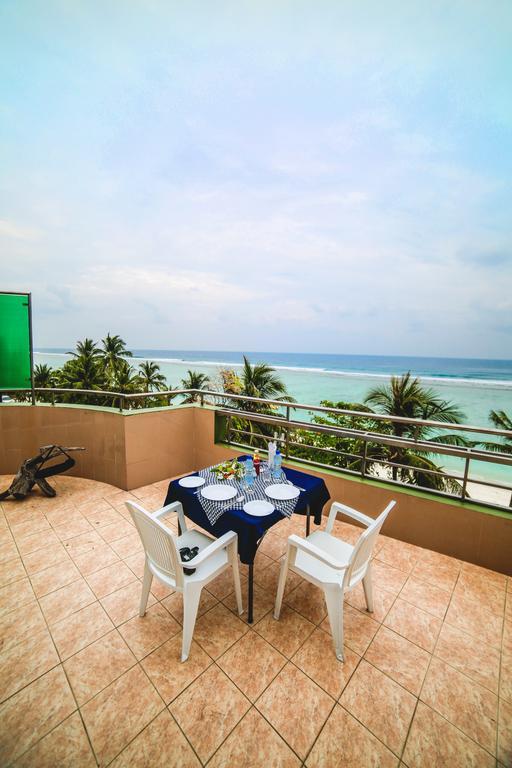 Relax Beach Inn Malé Dış mekan fotoğraf